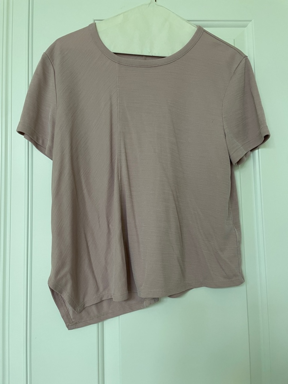 Athleta Mauve Short Sleeve Asymmetrical Tee
